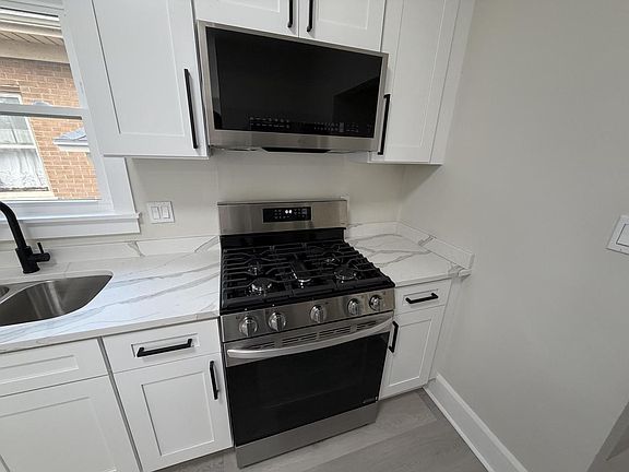 5th image of 1624 Carlisle AVENUE