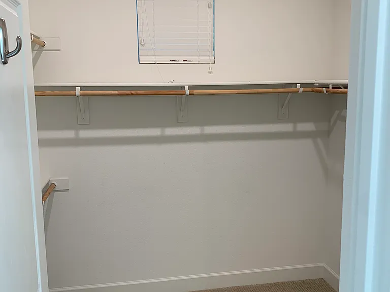 walk-in closet
