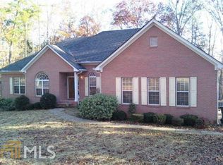 65 Demaret Dr, Sharpsburg, GA 30277