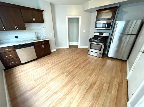 7 Greenmount St #2, Dorchester, MA 02125