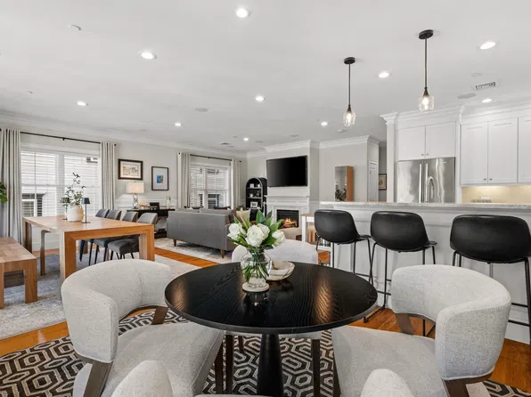 2 G St #Penthouse 3, Boston, MA 02127