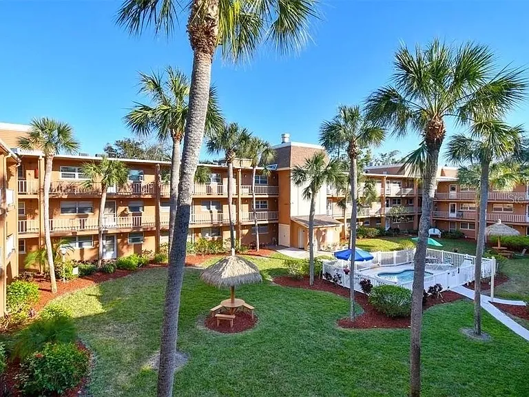 12760 Indian Rocks Rd #1017 — Photo 38