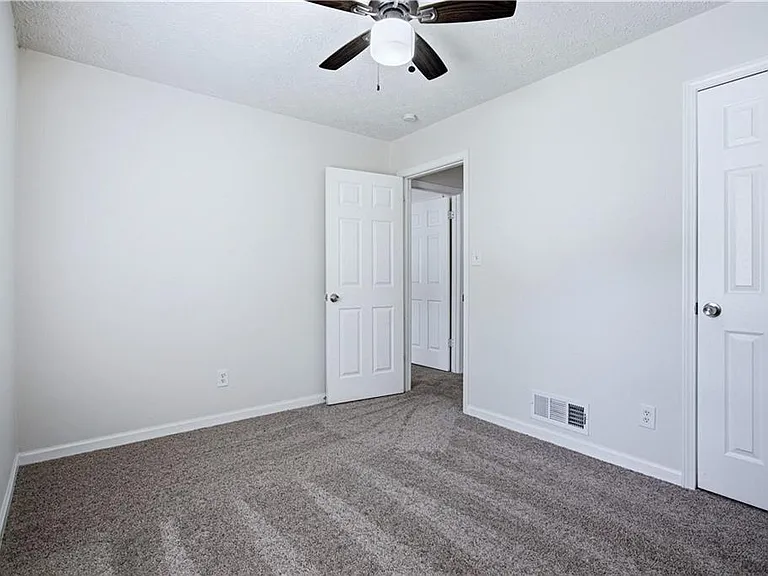 1600 Sugar Plum Dr SW — Photo 16