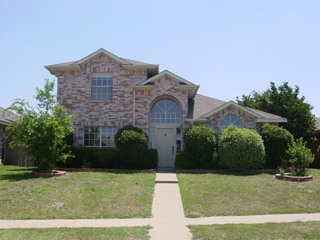 1st image of 228 Rosewood Ln