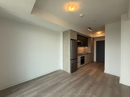 5858 Yonge St #3211 Photo 1