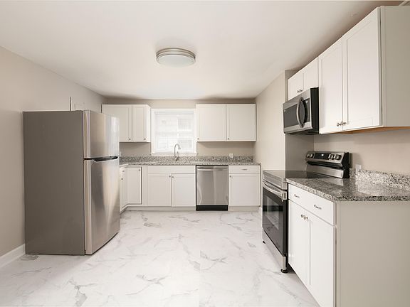 2nd image of 1169 Jones Trl