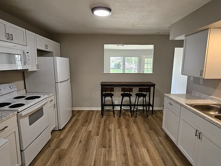 314 Marshall Dr — Photo 15