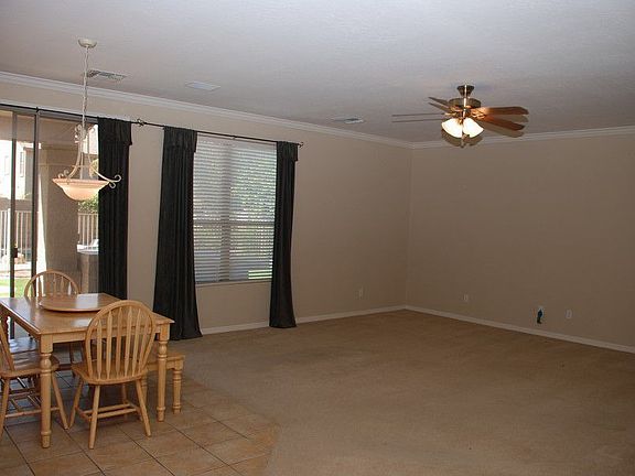 4th image of 2915 E Elmwood Pl