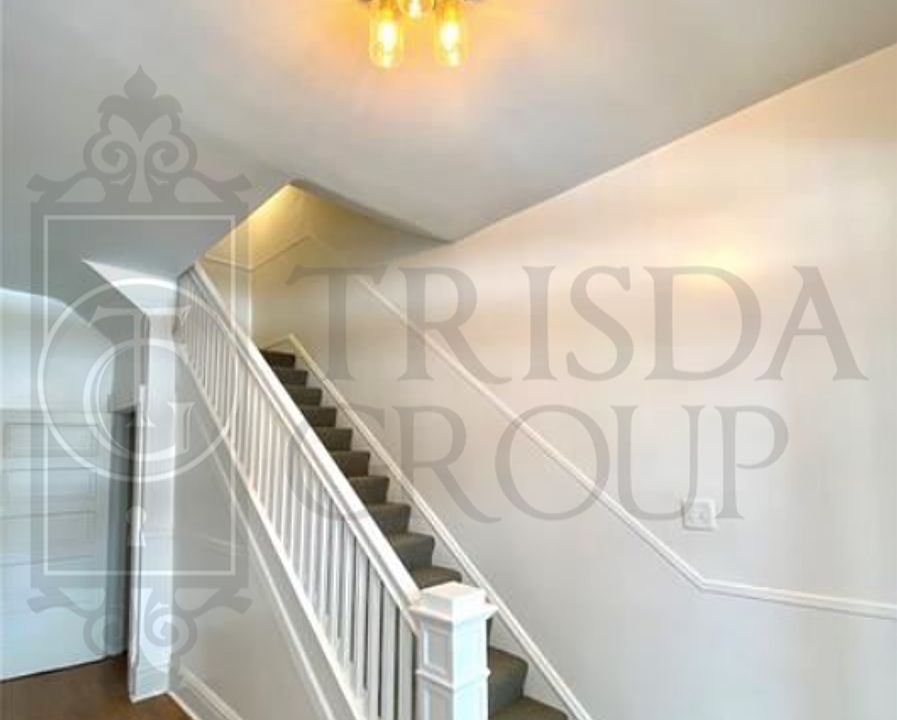 1st image of 18 Bradford Ave #0