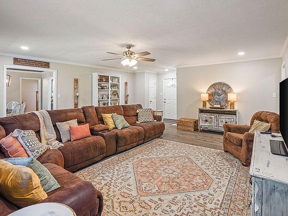 5th image of 349 Wells Purdom Dr