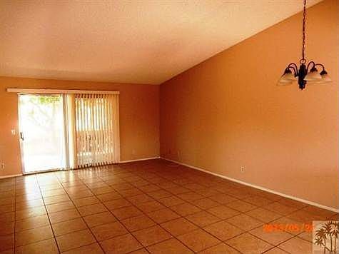 4th image of 49300 Cochran Dr