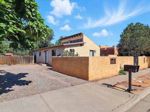 1606 Camino La Canada