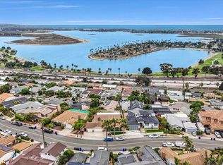 3226 Lloyd St, San Diego, CA 92117