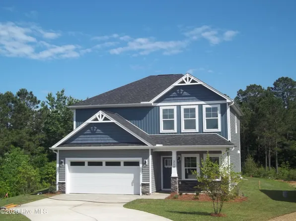 210 Balustrade Way, Hampstead, NC 28443