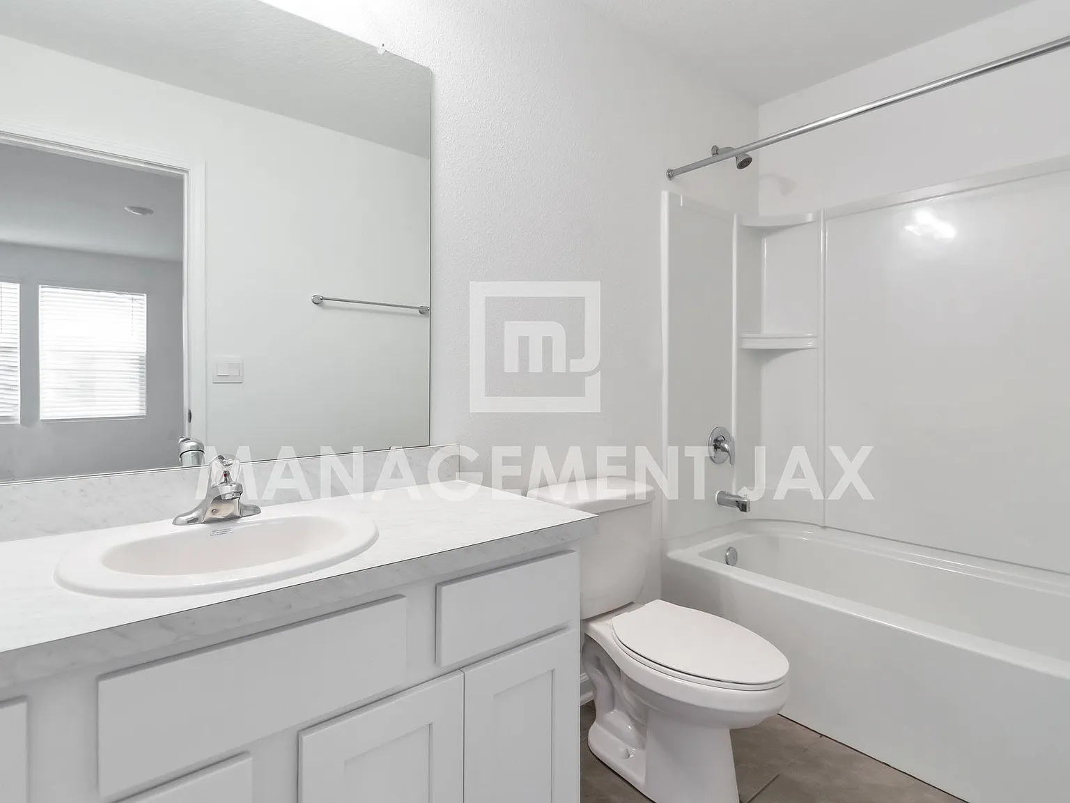 4002 Bay Hawk Court (Gerlipa Llc) - Westlake - 1 — Photo 3