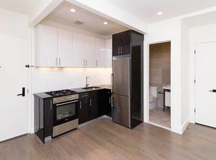 824 Saint Johns Pl APT 3B, Brooklyn, NY 11216