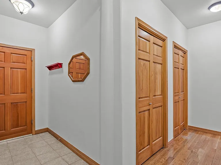 2520 S Grand Ave #3-A-302 — Photo 5