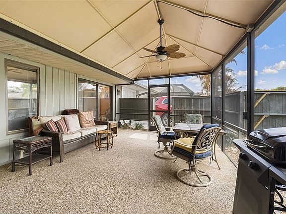 5th image of 731 Timber Ridge Trl SW APT A