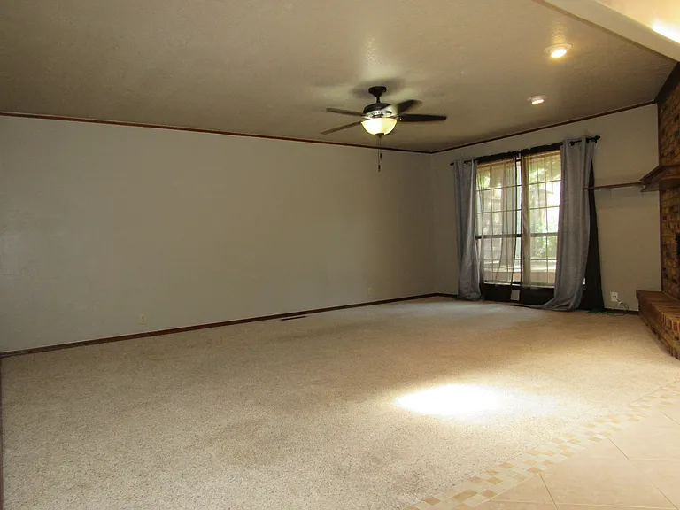 1006 Sunny Brook Dr — Photo 4