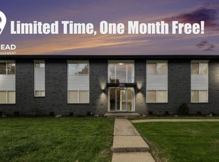 Royal Court Apartments, Overland Park, KS 66212