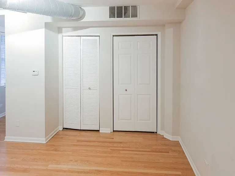 2530 W Leland Ave #1 — Photo 6