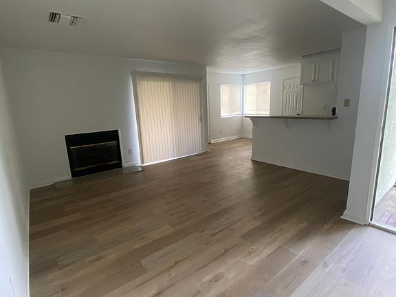 2nd image of 1419 Alamitas Ave #1