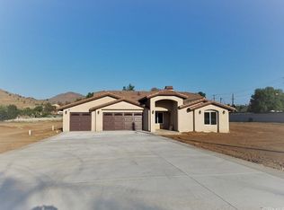 6380 Stover Ave, Riverside, CA 92505