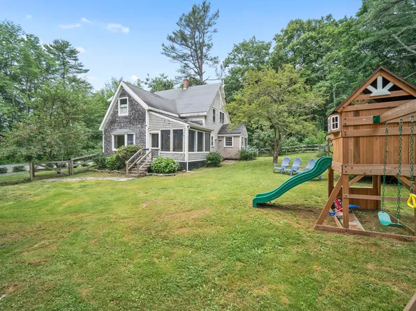 247 E Pond Road, Nobleboro, ME 04555