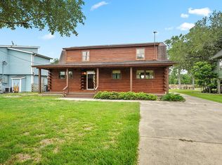 487 Selkirk Rd, Bay City, TX 77414