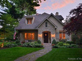 721 E School St, Naperville, IL