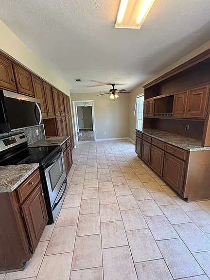 6336 Abbey Dr — Photo 8