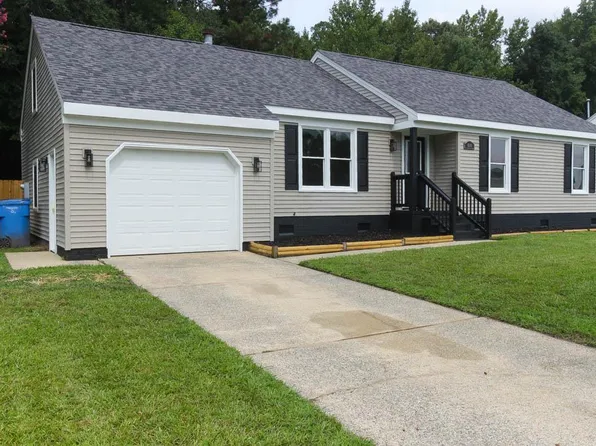 616 Appaloosa Trl, Chesapeake, VA 23323