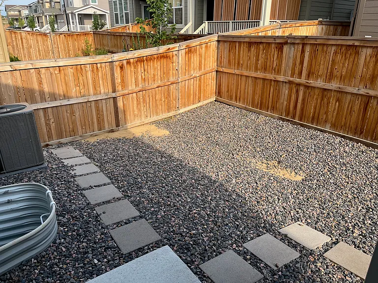 637 Acorn Pl — Photo 32