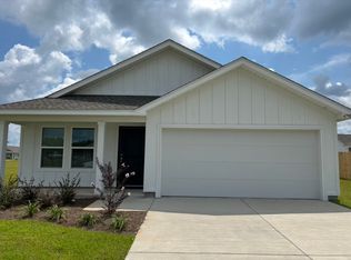 4790 Runway Dr, Pace, FL 32571