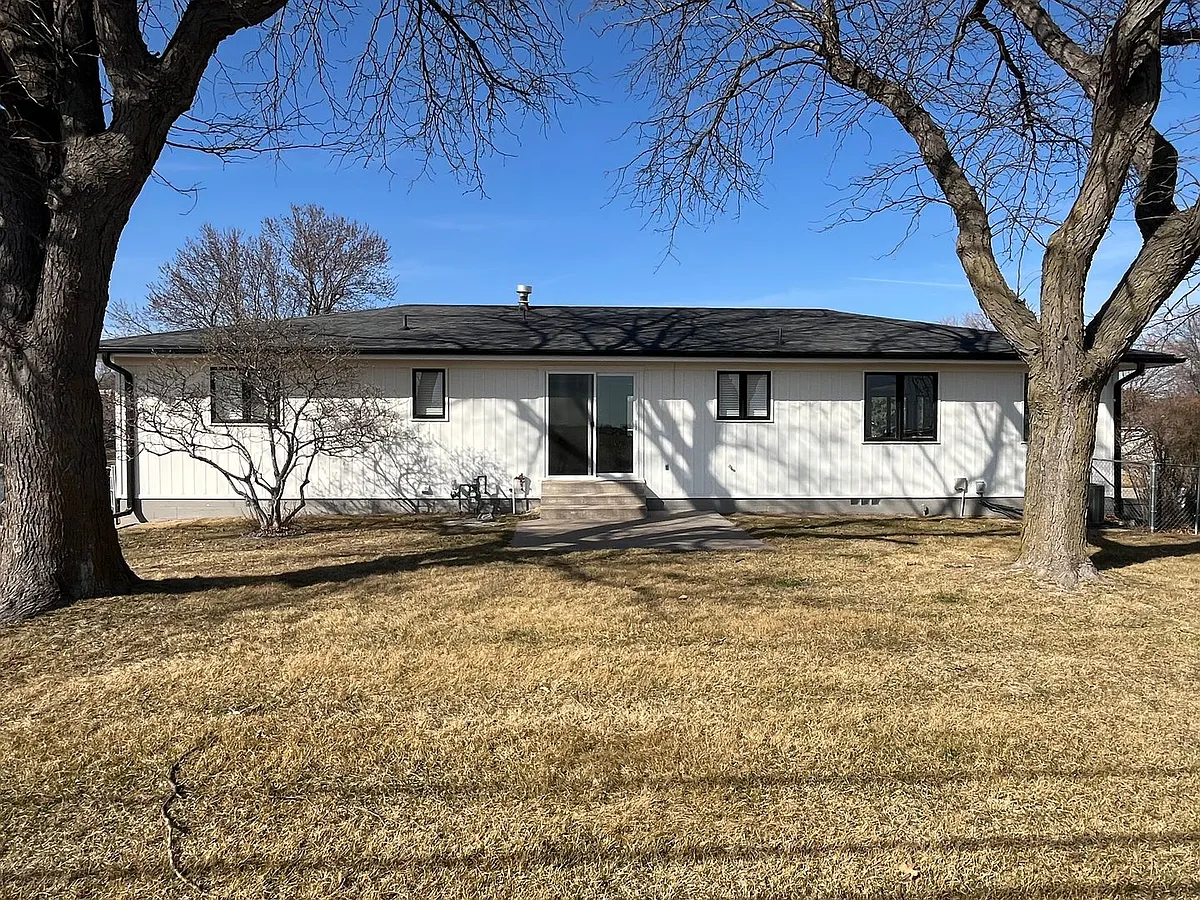 Building Photo - 719 Madden Rd