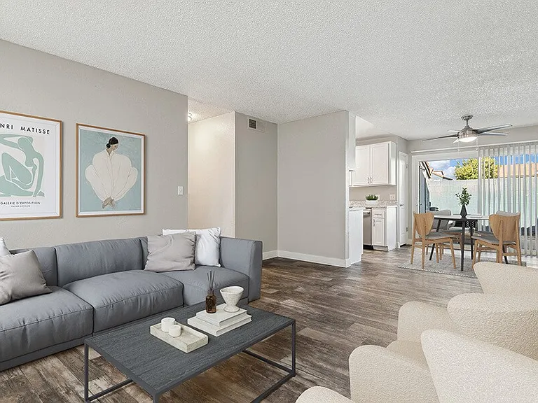 The Peaks on 4th Apartments — Photo 4
