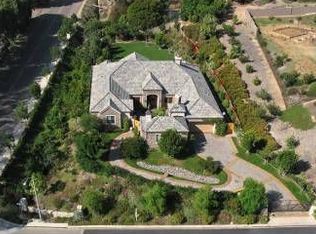 1200 Crestview Dr, Cardiff, CA 92007