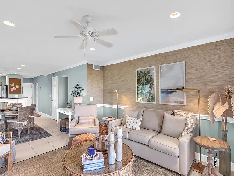 3939 Ocean Dr #201A — Photo 7