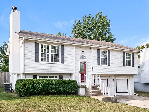 4th image of 3026 SW Shadow Brook Dr