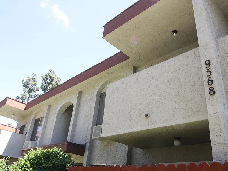 9568 Carroll Canyon Rd #250 — Photo 2