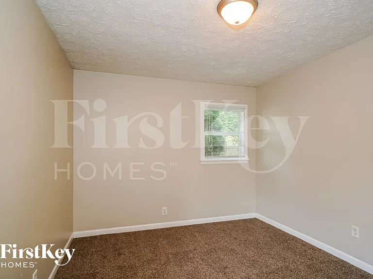 6440 W 15th St — Photo 13