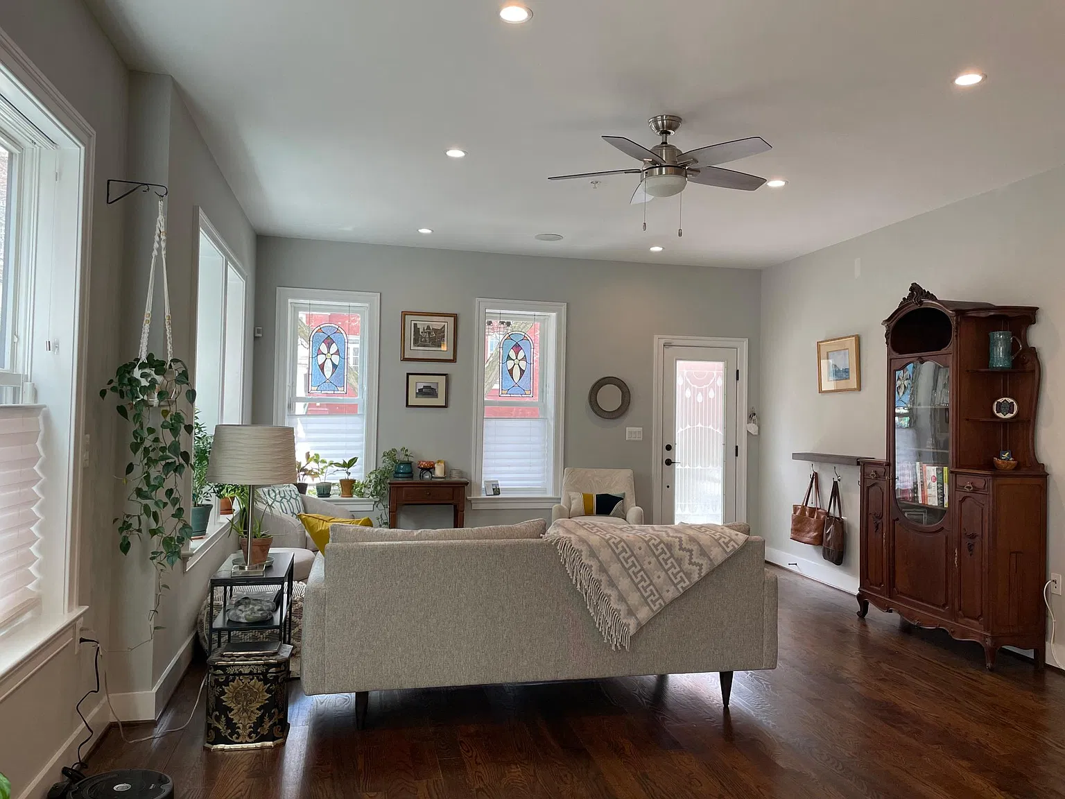 2 bed, 2.5 bath, 1500 sqft, $3,395 — Photo 2