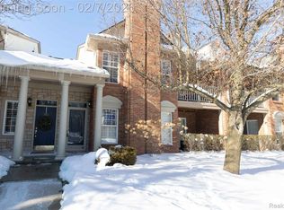 3526 Tremonte Cir S, Rochester, MI 48306