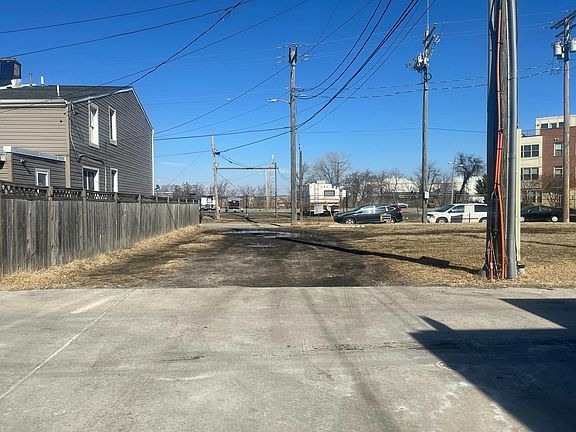 4th image of 1244 Richardson St