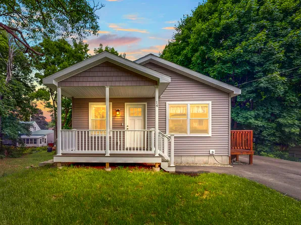 14 Weaver Street, Auburn, ME 04210