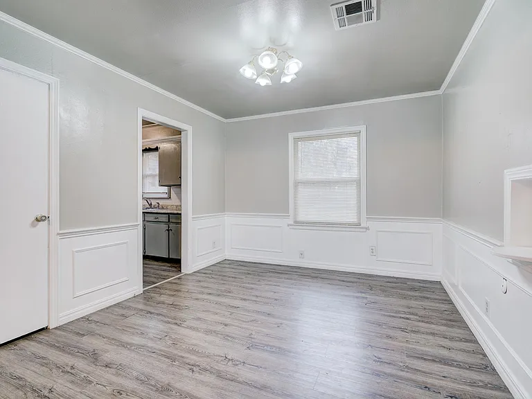 2845 Cambridge Ct — Photo 15