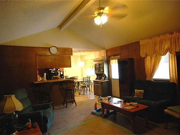 2nd image of 10323 Mountain Park Dr