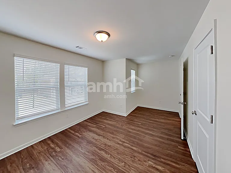 142 Cheatham Hill Ln — Photo 12