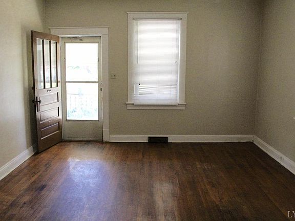 3rd image of 1406 Tilden Ave