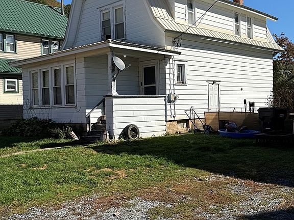 3rd image of 501 Gordnier St